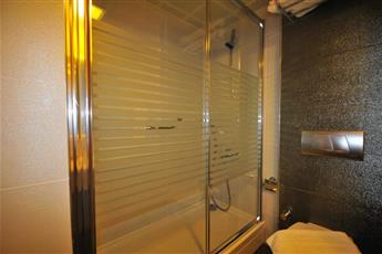 Golden Rock Beach Hotel 5*