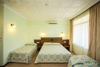 Golmar Beach Hotel