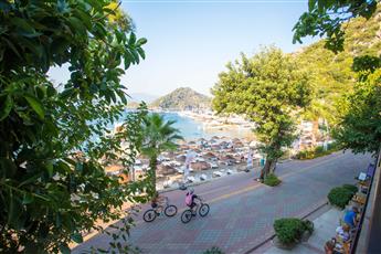 Golmar Beach Hotel