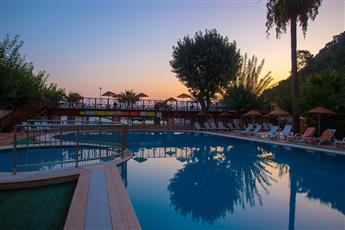 Golmar Beach Hotel
