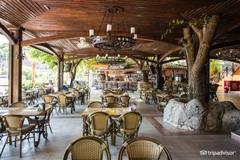 Golmar Beach Hotel