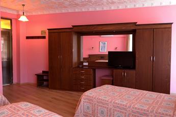 Golmar Beach Hotel