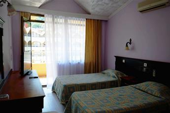 Golmar Beach Hotel