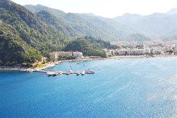 Golmar Beach Hotel