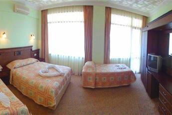 Golmar Beach Hotel