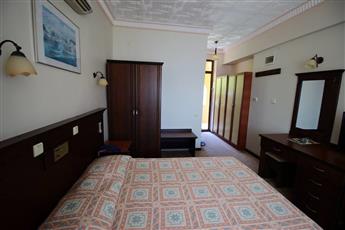 Golmar Beach Hotel