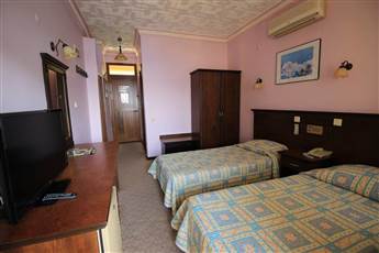 Golmar Beach Hotel 4*