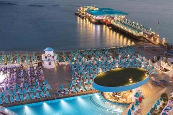 Granada Luxury Beach 5*