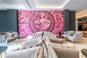 Granada Luxury Red - Adults Only 16+