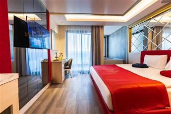 Granada Luxury Red - Adults Only 16+