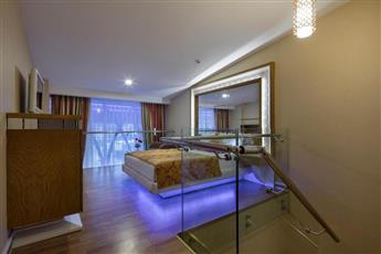 Granada Luxury Resort & Spa Okurcalar