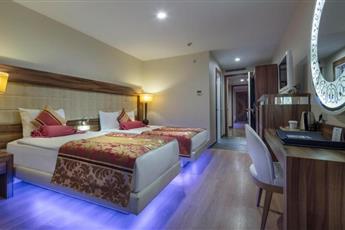 Granada Luxury Resort & Spa Okurcalar