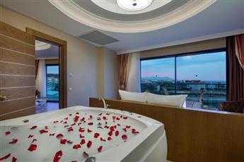 Granada Luxury Resort & Spa Okurcalar