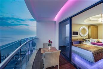 Granada Luxury Resort & Spa Okurcalar