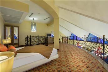Granada Luxury Resort & Spa Okurcalar