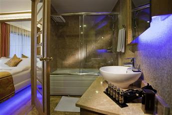Granada Luxury Resort & Spa Okurcalar
