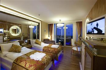 Granada Luxury Resort & Spa Okurcalar