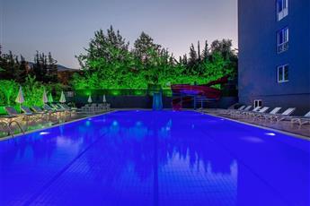 Grand Alisa Hotel