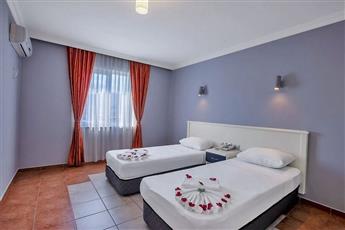 Grand Alisa Hotel