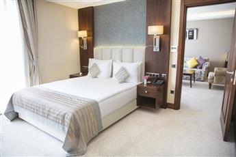 Grand Aras Hotel & Suites 4*