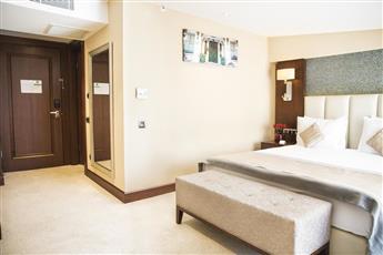 Grand Aras Hotel & Suites 4*