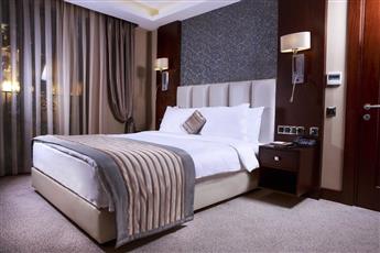 Grand Aras Hotel & Suites 4*