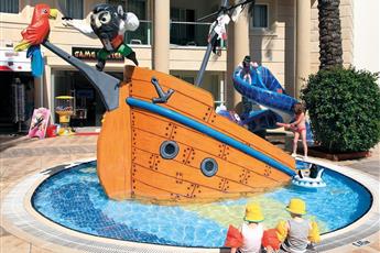 Grand Cettia Hotel 4*