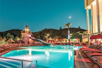 Grand Cettia Hotel 4*