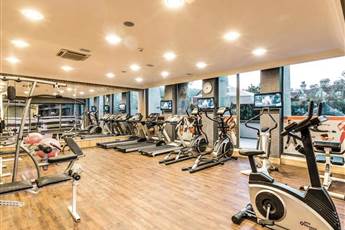 Grand Cettia Hotel 4*