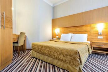 Grand Cettia Hotel 4*