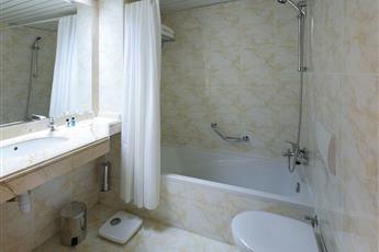 Grand Cettia Hotel 4*