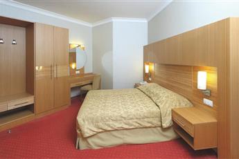 Grand Cettia Hotel 4*