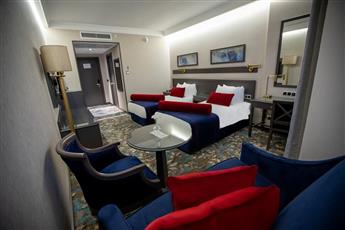 Grand Cevahir Hotel & Convention Center 5*