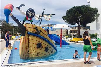 Grand Efe Hotel