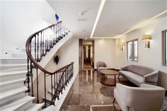 Grand Hotel de Pera 4* Grand Hotel de Pera 4*