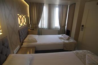 Grand Liza Hotel 3*