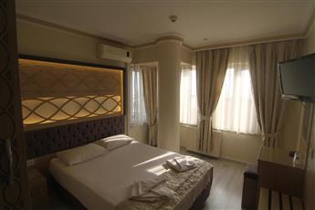 Grand Liza Hotel