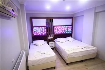 Grand Liza Hotel