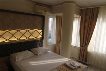Grand Liza Hotel