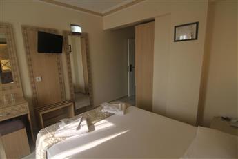 Grand Liza Hotel