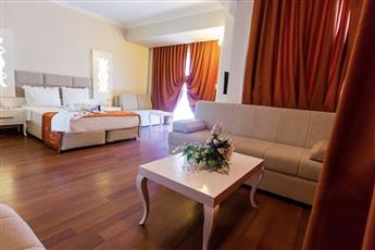 Grand Miramor Hotel