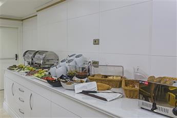 Grand Naki Hotel