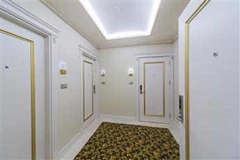 Grand Naki Hotel