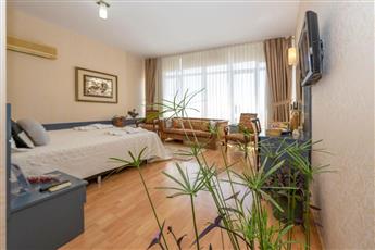 Grand Ons Hotel