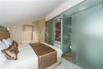 Grand Pamir Hotel 3*