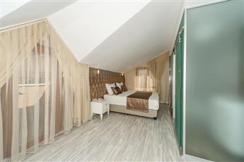 Grand Pamir Hotel 3*