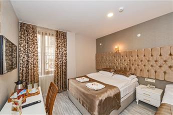 Grand Pamir Hotel 3*