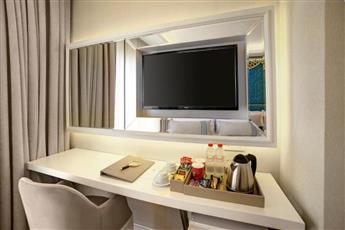 Great Fortune Design Hotel