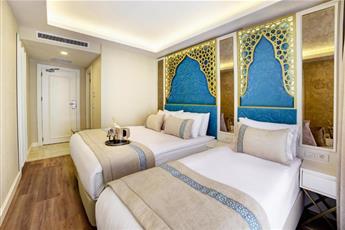 Great Fortune Design Hotel