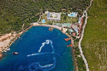 Green Bay Resort & Spa 5*